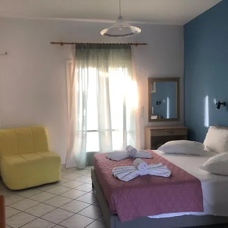 Eleftheria And Lägenhet Acharavi (Corfu)