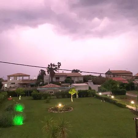 Eleftheria And Appartamento Acharavi (Corfu)