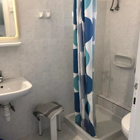 Apartament Eleftheria And *