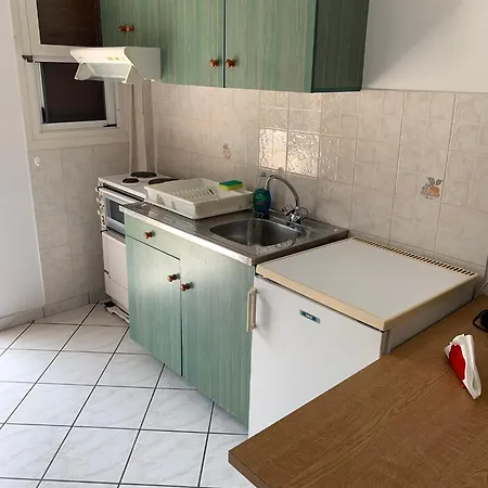 Apartament Eleftheria And *