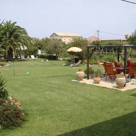 Eleftheria And Lägenhet Acharavi (Corfu)