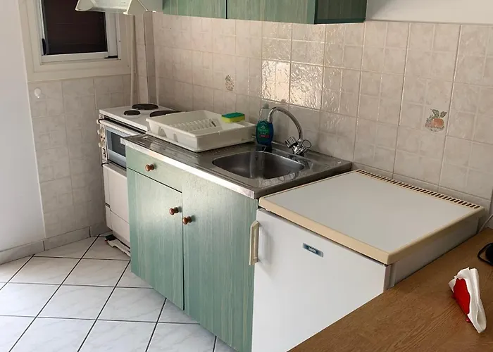 Apartament Eleftheria And *